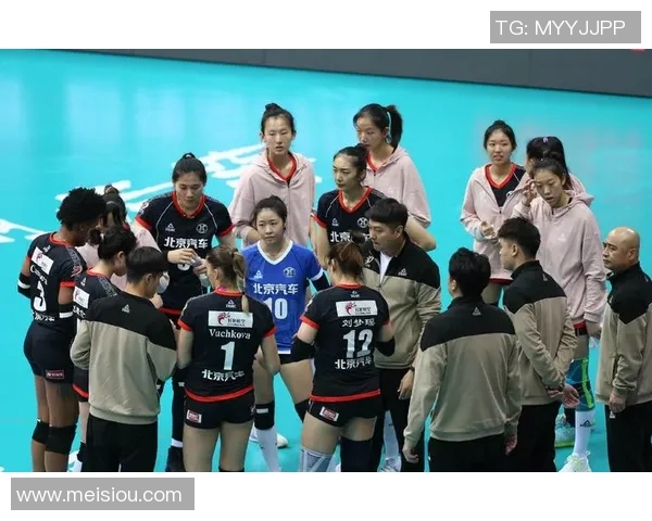 武汉排球队实力引发热议球迷对球队表现与未来发展展开激烈讨论