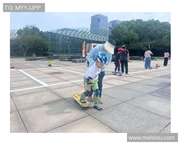 滑板文化的崛起与变迁：西安滑板队的成长与挑战全景记录