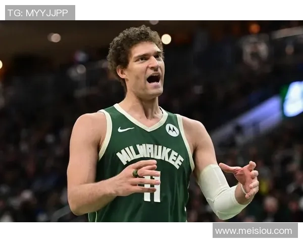 布鲁克洛佩斯：从NBA巨星到篮球智慧的传承者