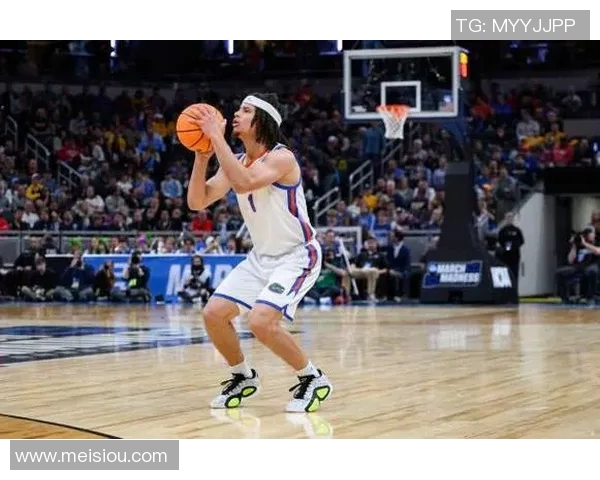 杰伦威廉姆斯的崛起之路：从新秀到NBA明星的蜕变故事