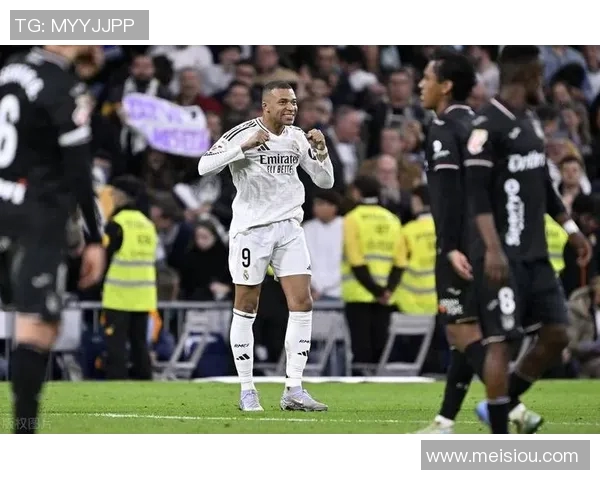 瓦伦西亚主场迎战皇马全方位分析与赛前预测 瓦伦西亚主场迎战皇马全方位分析与赛前预测