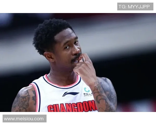 马尚布鲁克斯:从篮球场的闪耀星辰到生活中的坚韧斗士 马尚布鲁克斯:从篮球场的闪耀星辰到生活中的坚韧斗士