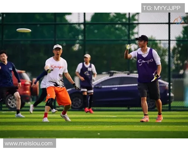 飞盘竞技的魅力与挑战:探秘北京飞盘队的训练与比赛节奏 飞盘竞技的魅力与挑战:探秘北京飞盘队的训练与比赛节奏