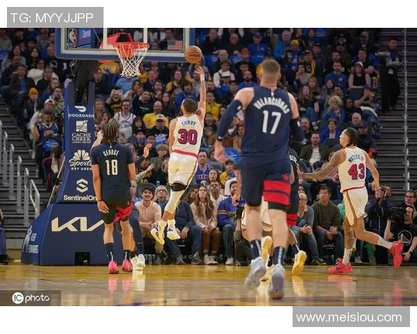 2016至2017赛季勇士与奇才的精彩对决回顾与分析