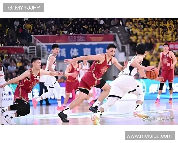 2018年CBA山东队与吉林队激战回顾精彩瞬间与关键时刻分析