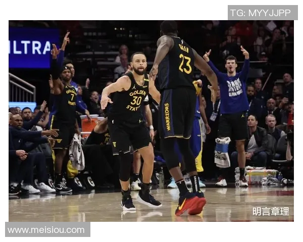 勇士与灰熊激战回顾昨日精彩瞬间全景呈现