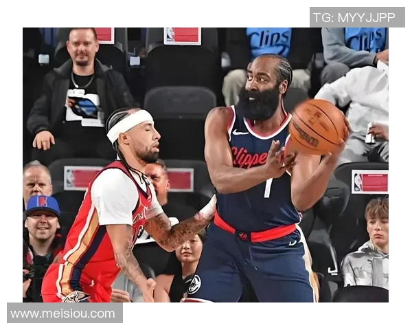 勇士与快船激战11月5日NBA赛场巅峰对决引发球迷热议