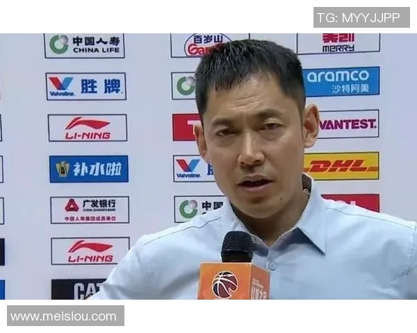 张庆鹏：从篮球场上的拼搏到人生舞台的辉煌转型之路